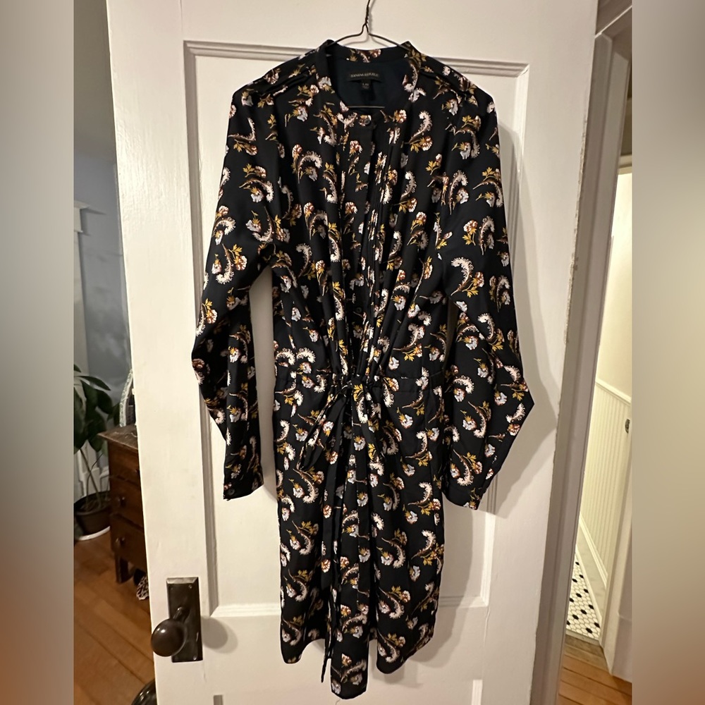 Banana Republic feather & floral patterned Shirt Dress, large